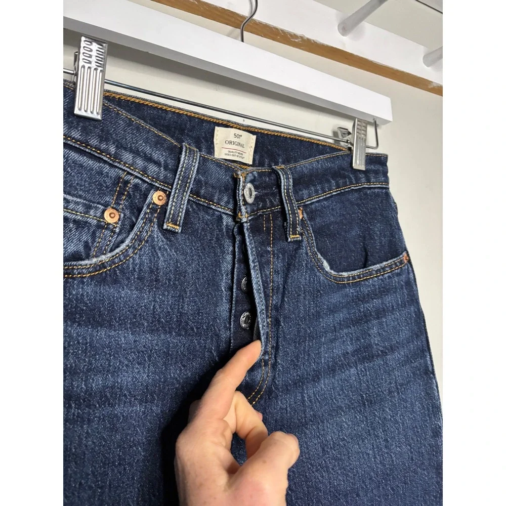 Levis 501 High Rise Straight Leg Jeans 26 Raw Hem Classic Denim Y2K
